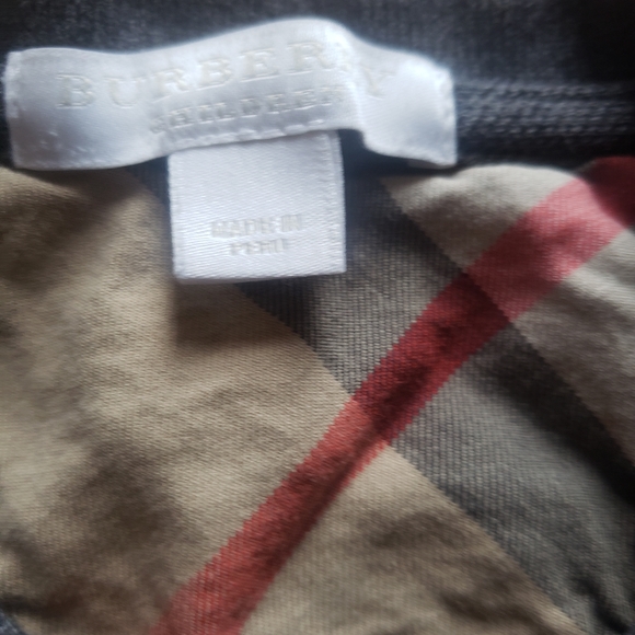 3 ITEMS BUNDEL 18 month-24 month Adidas, Under armor, Burberry - Picture 9 of 10